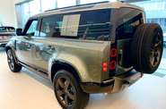 Land Rover Defender X-Dynamic SE