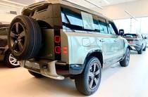 Land Rover Defender X-Dynamic SE