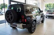 Land Rover Defender SE