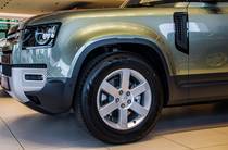 Land Rover Defender SE