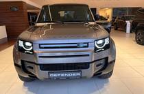 Land Rover Defender X-Dynamic SE