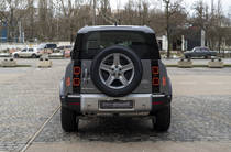 Land Rover Defender SE