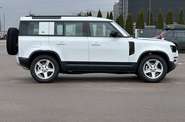 Land Rover Defender SE