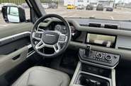 Land Rover Defender SE