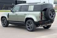 Land Rover Defender X-Dynamic SE