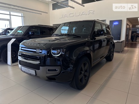 Land Rover Defender 2024