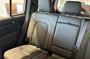 Land Rover Defender X-Dynamic SE