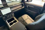 Land Rover Defender X-Dynamic SE