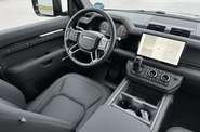 Land Rover Defender X-Dynamic SE