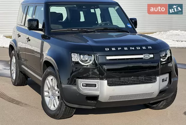 Land Rover Defender S