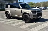 Land Rover Defender Octa
