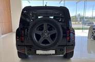 Land Rover Defender X-Dynamic SE