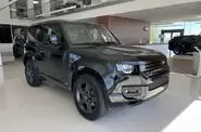 Land Rover Defender X-Dynamic SE