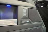 Land Rover Defender X-Dynamic SE