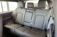Land Rover Defender X-Dynamic SE