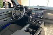 Land Rover Defender X-Dynamic SE