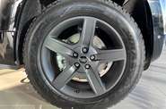 Land Rover Defender X-Dynamic SE