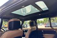 Land Rover Defender X-Dynamic