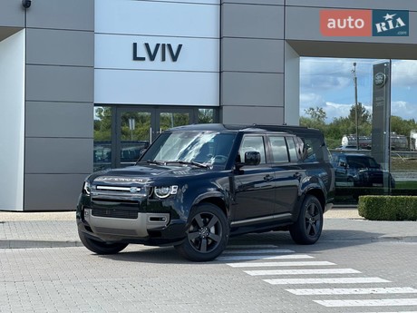 Land Rover Defender 2025
