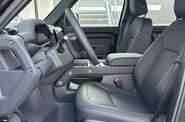 Land Rover Defender X-Dynamic SE