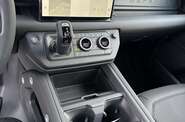 Land Rover Defender X-Dynamic SE