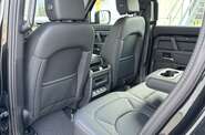 Land Rover Defender X-Dynamic SE