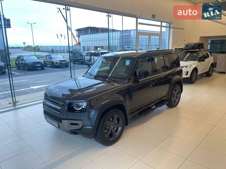 Land Rover Defender 2025