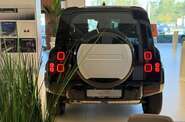 Land Rover Defender X-Dynamic SE