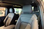 Land Rover Defender X-Dynamic SE