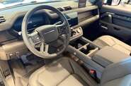 Land Rover Defender X-Dynamic SE