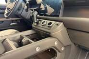 Land Rover Defender X-Dynamic SE