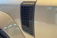 Land Rover Defender Octa