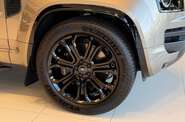 Land Rover Defender Octa