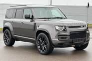 Land Rover Defender Octa