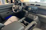 Land Rover Defender X-Dynamic SE