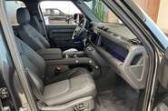Land Rover Defender X-Dynamic SE