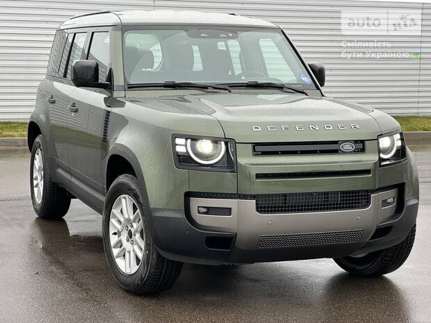 Land Rover Defender 2025