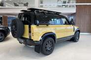 Land Rover Defender X-Dynamic HSE