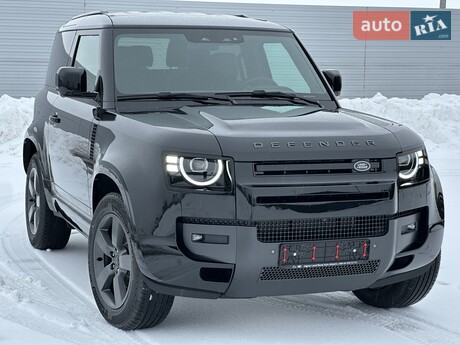 Land Rover Defender 2025