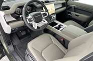 Land Rover Defender S
