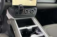 Land Rover Defender S