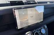 Land Rover Defender SE