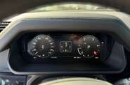 Land Rover Defender SE