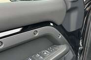 Land Rover Defender Octa