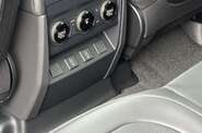 Land Rover Defender Octa