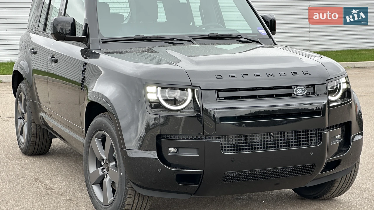 Land Rover Defender X-Dynamic SE