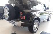 Land Rover Defender S