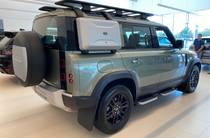 Land Rover Defender S