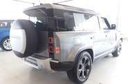 Land Rover Defender S