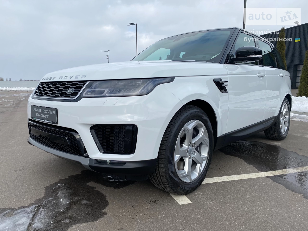 Land Rover Range Rover Sport SE Base Pack